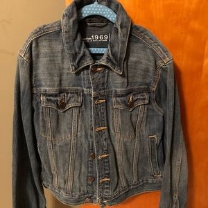 Gap 1969 denim jacket, boys size XL.